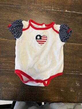 Vintage Patriotic Heart Baby Onesie - Red, White & Navy